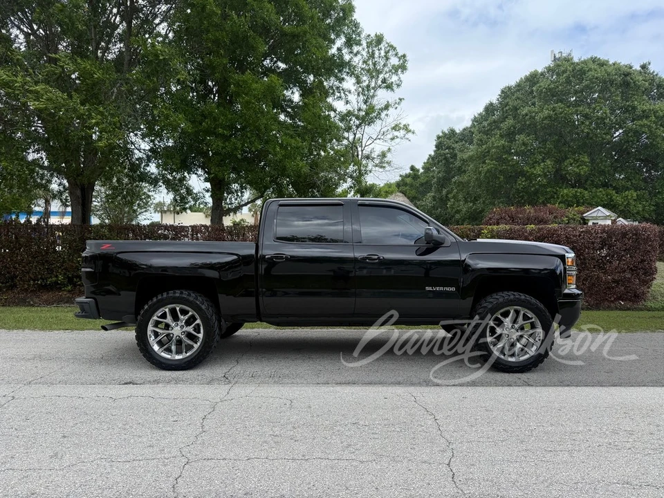 2015 Chevrolet Silverado 3rd Gen - Image 2 of 11