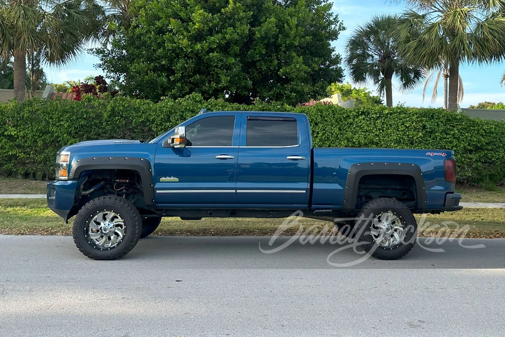 2015 Chevrolet Silverado Heavy Duty 3rd Gen - Image 10 of 16
