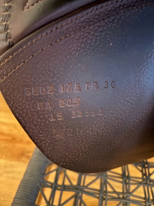 2015 Parts & Memorabilia Seats & Interior - Image 4 of 4