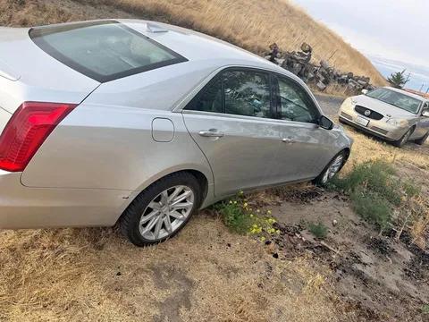 2015 Cadillac CTS 3.6 Luxury Sedan 4D