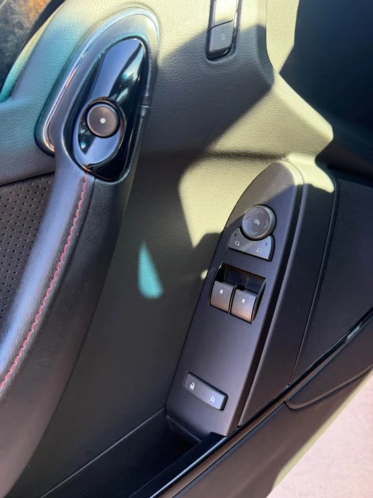 2015 Cadillac CTS-V 2nd Gen - Image 12 of 18