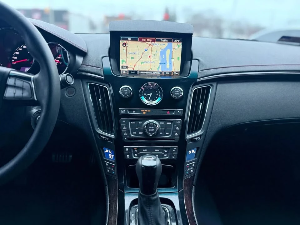 2015 Cadillac CTS-V 2nd Gen - Image 17 of 20