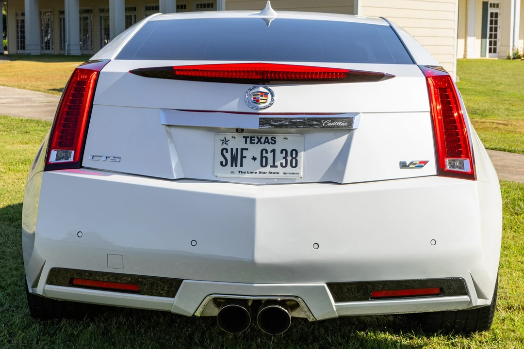 2015 Cadillac CTS-V 2nd Gen - Image 10 of 31