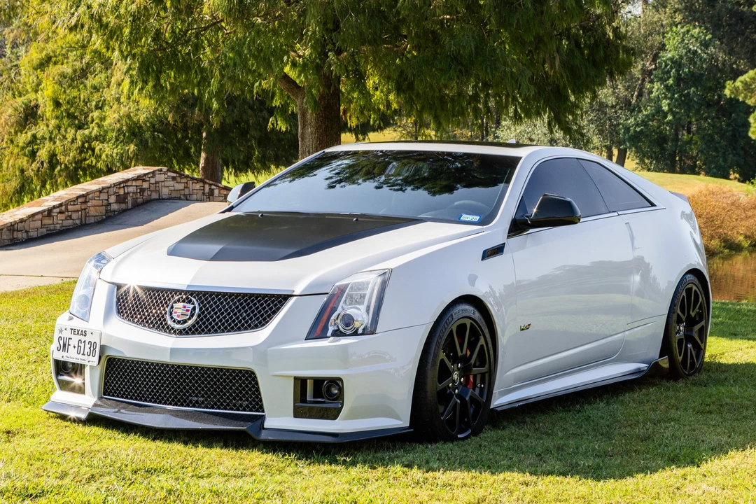 2015 Cadillac CTS-V 2nd Gen - Image 2 of 31