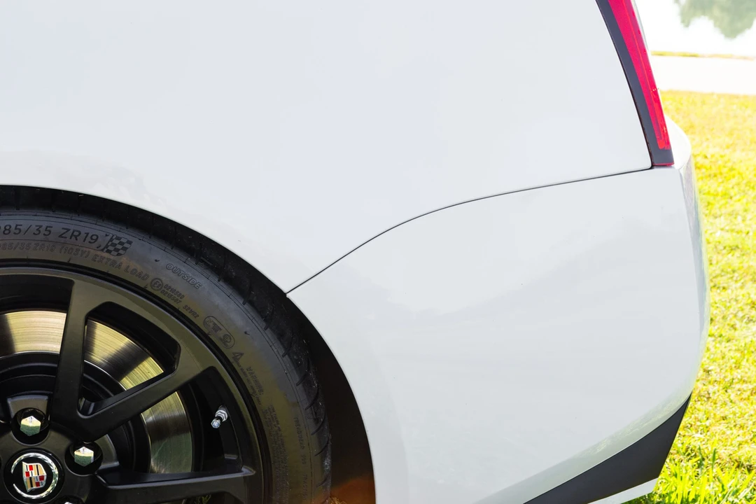 2015 Cadillac CTS-V 2nd Gen - Image 19 of 31