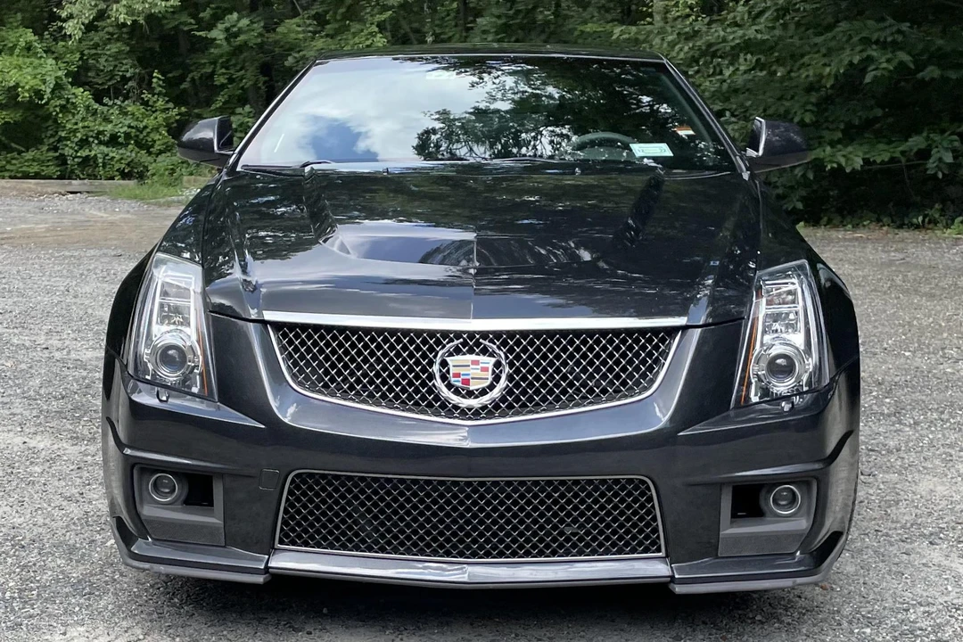 2015 Cadillac CTS-V 2nd Gen - Image 2 of 31