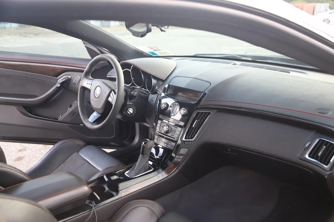 2015 Cadillac CTS-V 2nd Gen - Image 30 of 31