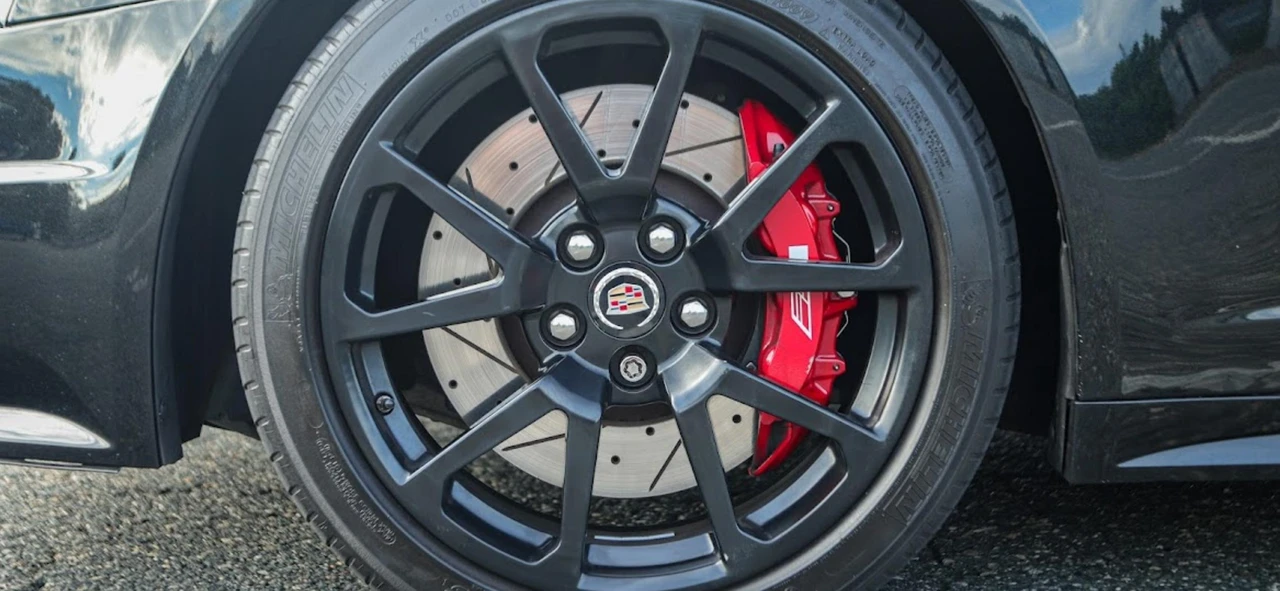 2015 Cadillac CTS-V 2nd Gen - Image 17 of 31