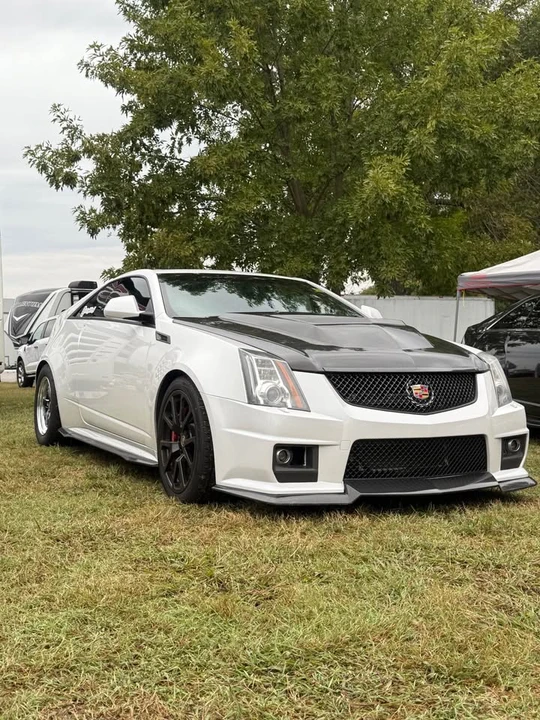 2015 Cadillac CTS-V 2nd Gen - Image 2 of 9