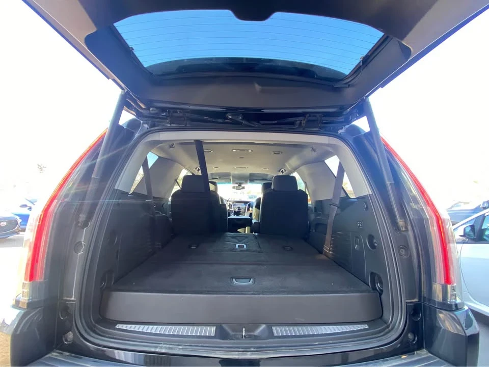 2015 Cadillac Escalade 4th Gen - Image 9 of 10