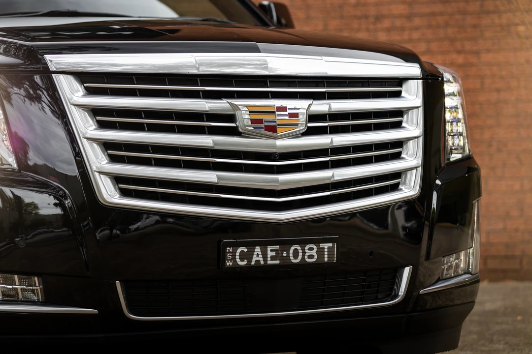 2015 Cadillac Escalade 4th Gen - Image 15 of 31