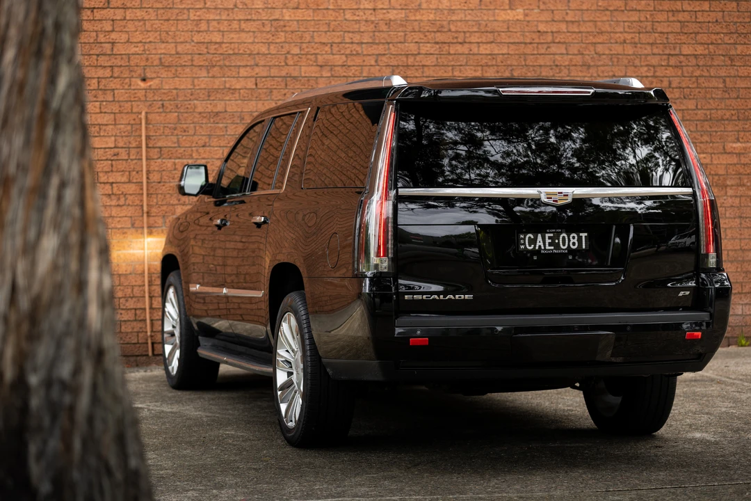 2015 Cadillac Escalade 4th Gen - Image 8 of 31