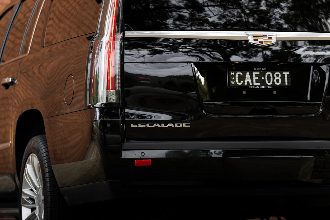 2015 Cadillac Escalade 4th Gen - Image 28 of 31
