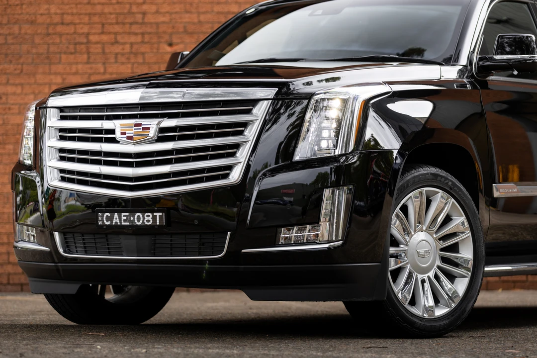 2015 Cadillac Escalade 4th Gen - Image 20 of 31