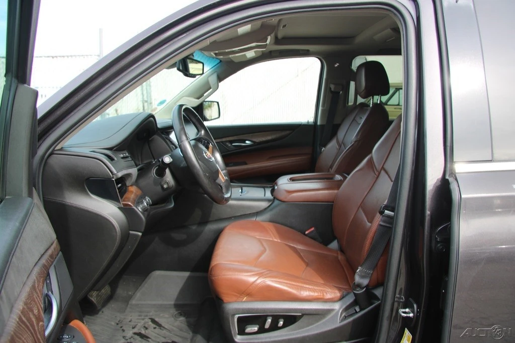 2015 Cadillac Escalade 4th Gen - Image 13 of 21