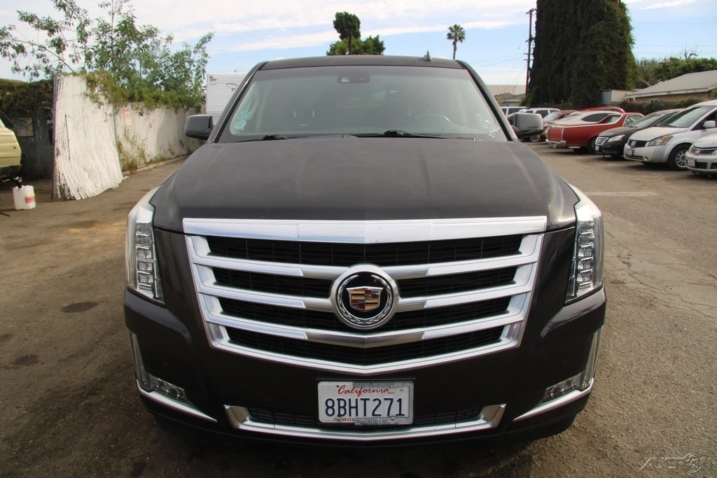 2015 Cadillac Escalade 4th Gen - Image 9 of 21