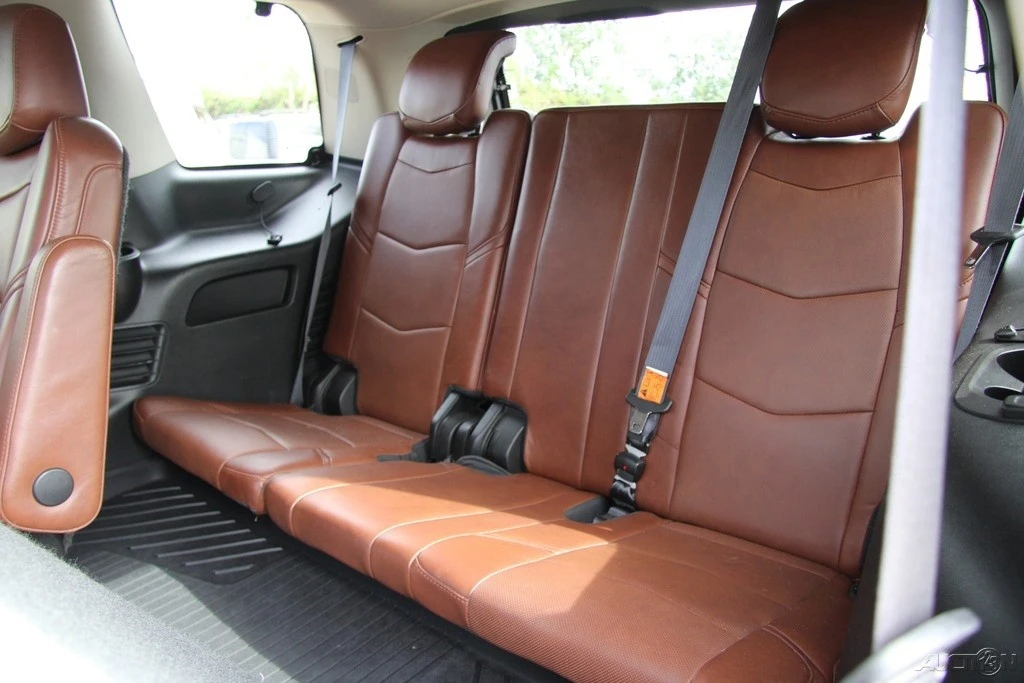 2015 Cadillac Escalade 4th Gen - Image 21 of 21