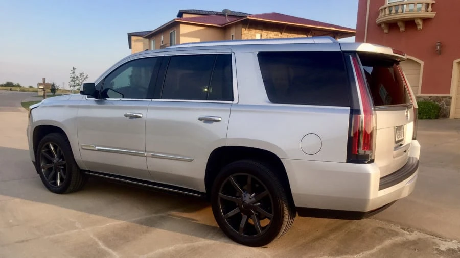 2015 Cadillac Escalade 4th Gen - Image 3 of 8