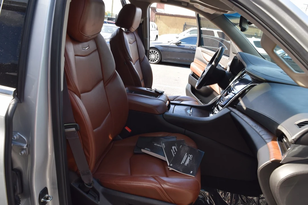 2015 Cadillac Escalade 4th Gen - Image 21 of 21