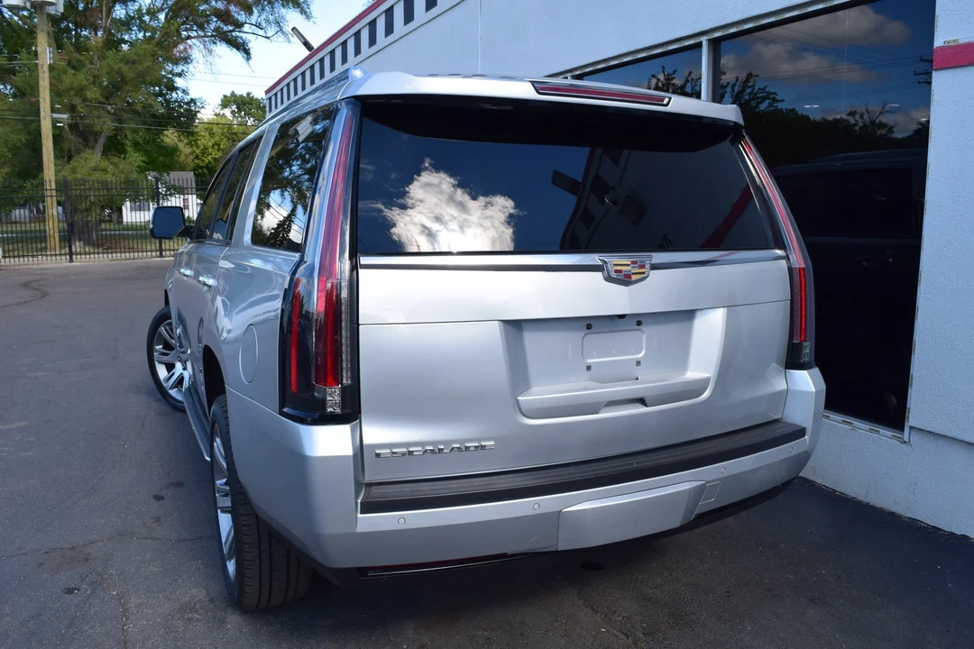 2015 Cadillac Escalade 4th Gen - Image 7 of 21