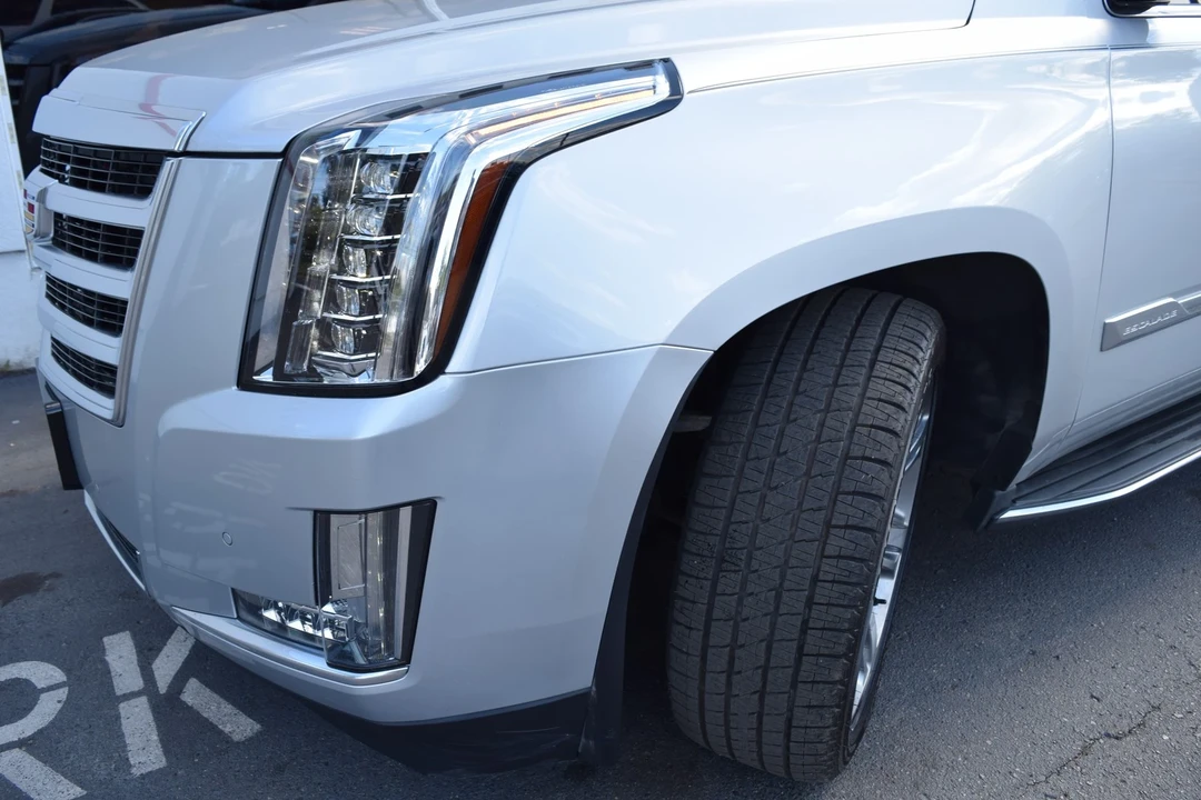 2015 Cadillac Escalade 4th Gen - Image 11 of 21