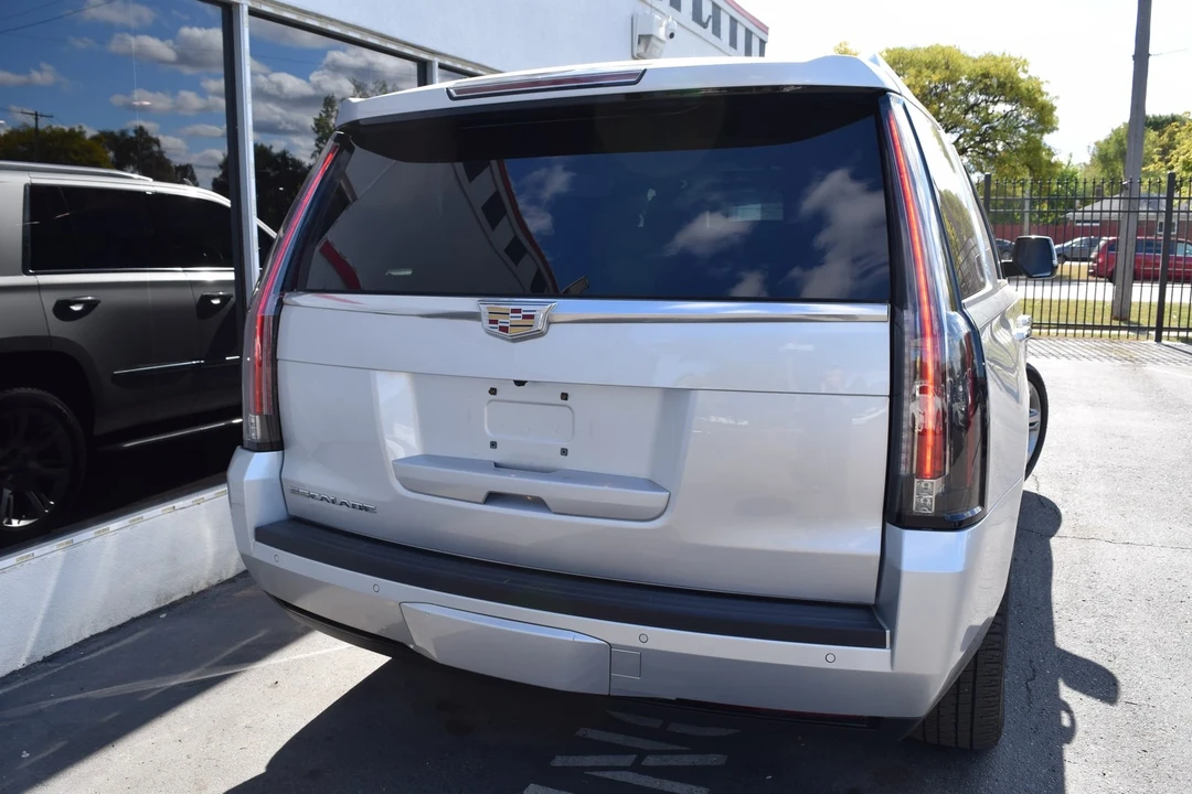 2015 Cadillac Escalade 4th Gen - Image 6 of 21