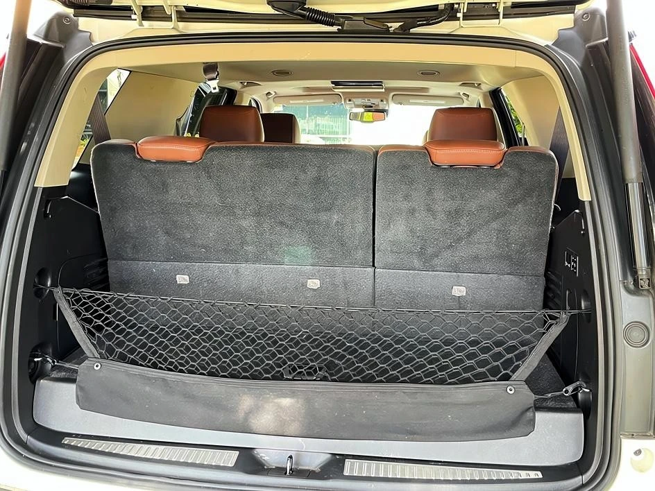 2015 Cadillac Escalade 4th Gen - Image 18 of 21