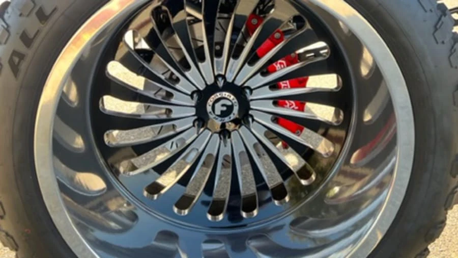 2015 Cadillac Escalade 4th Gen - Image 12 of 14