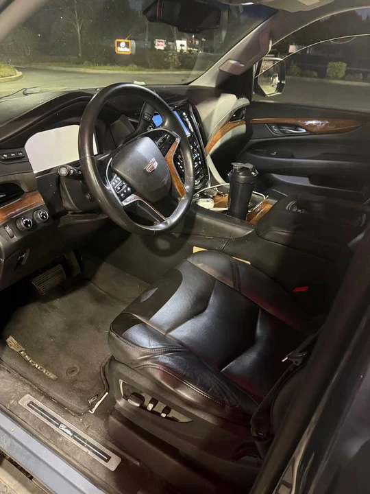 2015 Cadillac Escalade 4th Gen - Image 7 of 8
