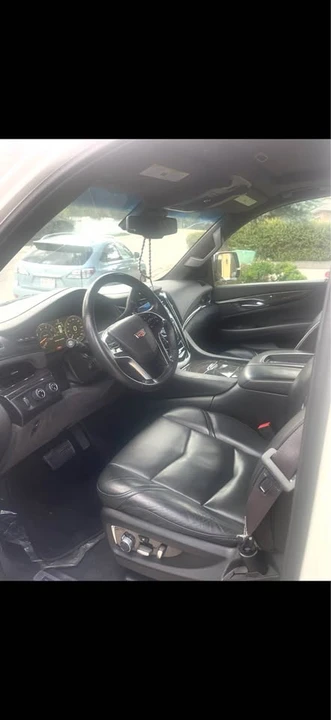 2015 Cadillac Escalade 4th Gen - Image 3 of 5