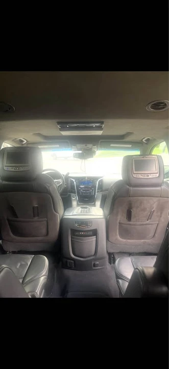2015 Cadillac Escalade 4th Gen - Image 5 of 5