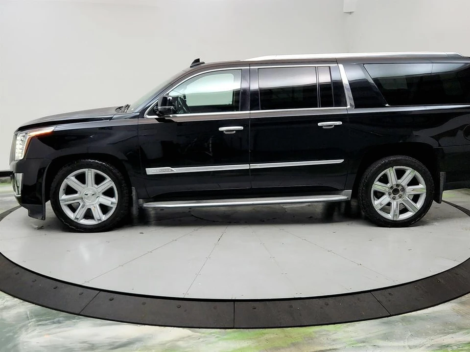 2015 Cadillac Escalade 4th Gen - Image 8 of 21
