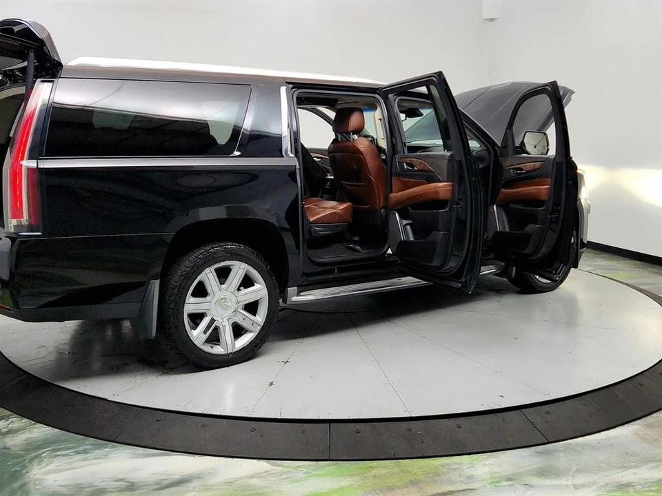 2015 Cadillac Escalade 4th Gen - Image 11 of 21