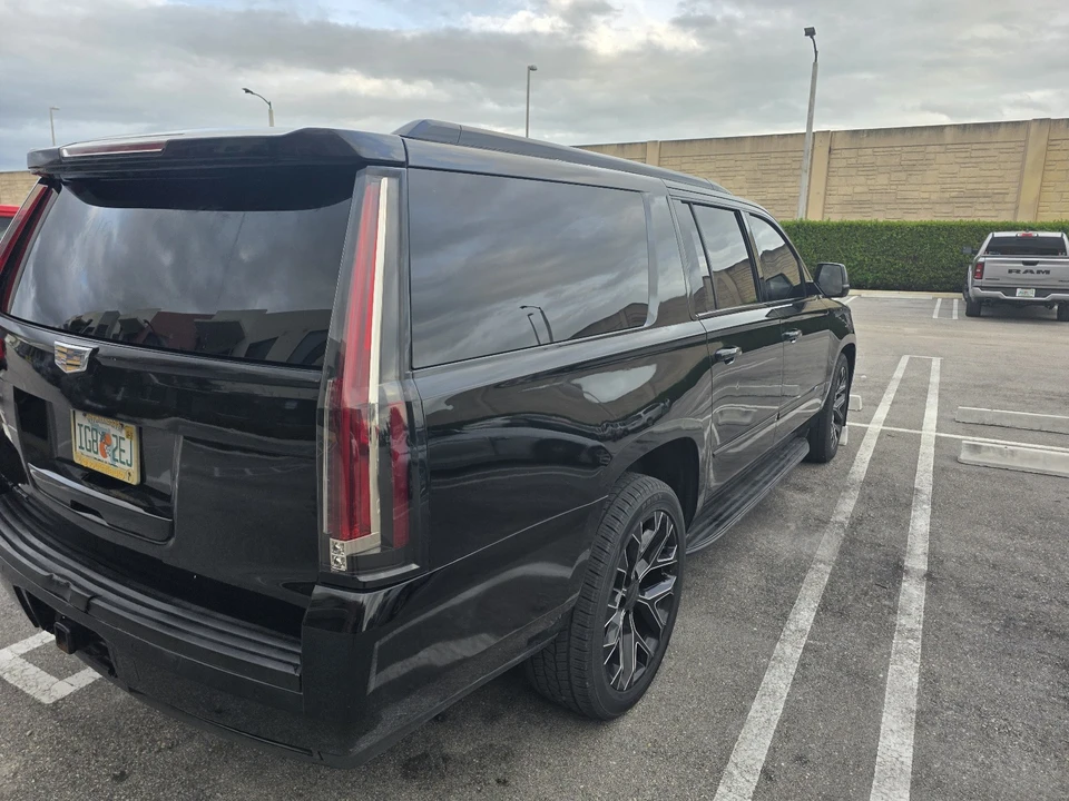 2015 Cadillac Escalade 4th Gen - Image 5 of 21