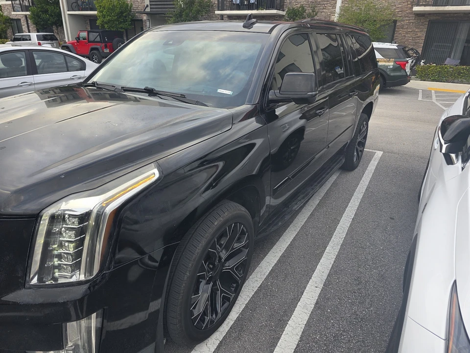 2015 Cadillac Escalade 4th Gen - Image 4 of 21
