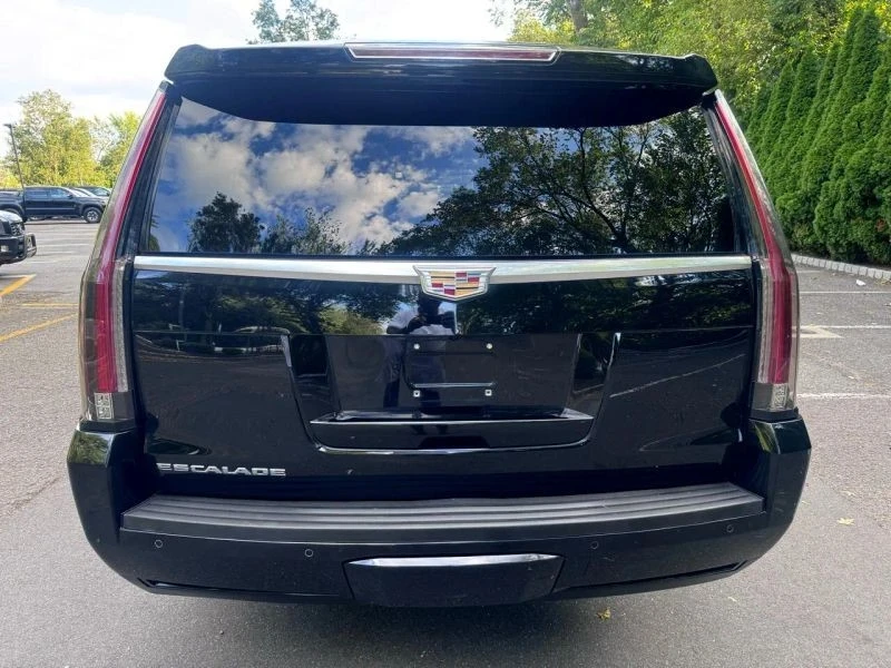 2015 Cadillac Escalade 4th Gen - Image 6 of 12