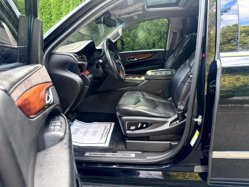 2015 Cadillac Escalade 4th Gen - Image 10 of 12