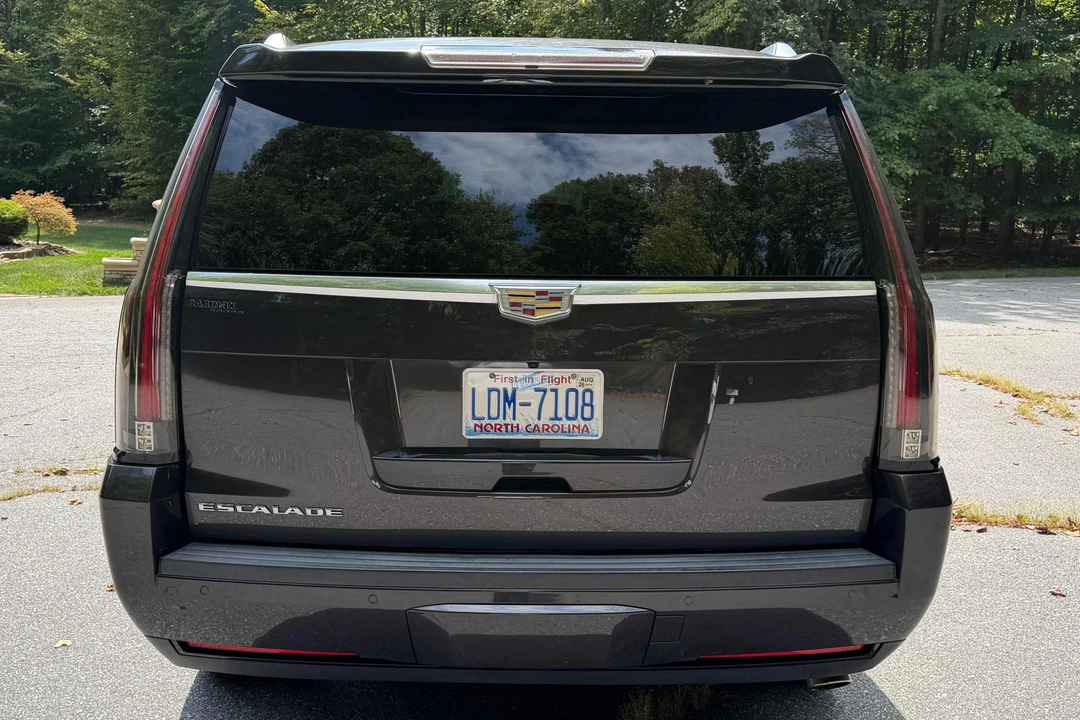 2015 Cadillac Escalade 4th Gen - Image 5 of 31