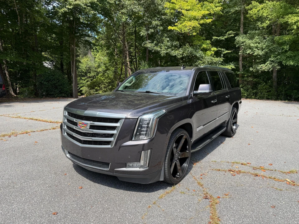 2015 Cadillac Escalade 4th Gen - Image 8 of 31