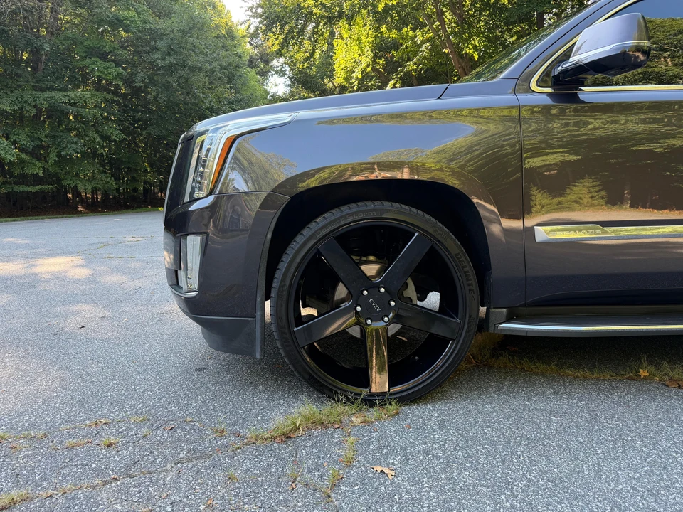 2015 Cadillac Escalade 4th Gen - Image 26 of 31