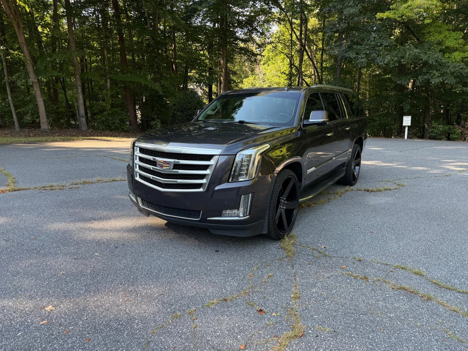 2015 Cadillac Escalade 4th Gen - Image 7 of 31