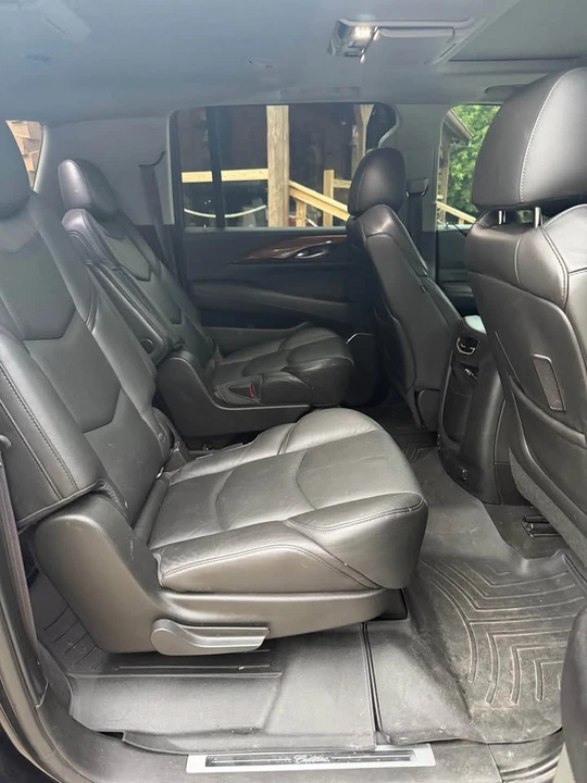 2015 Cadillac Escalade 4th Gen - Image 8 of 9