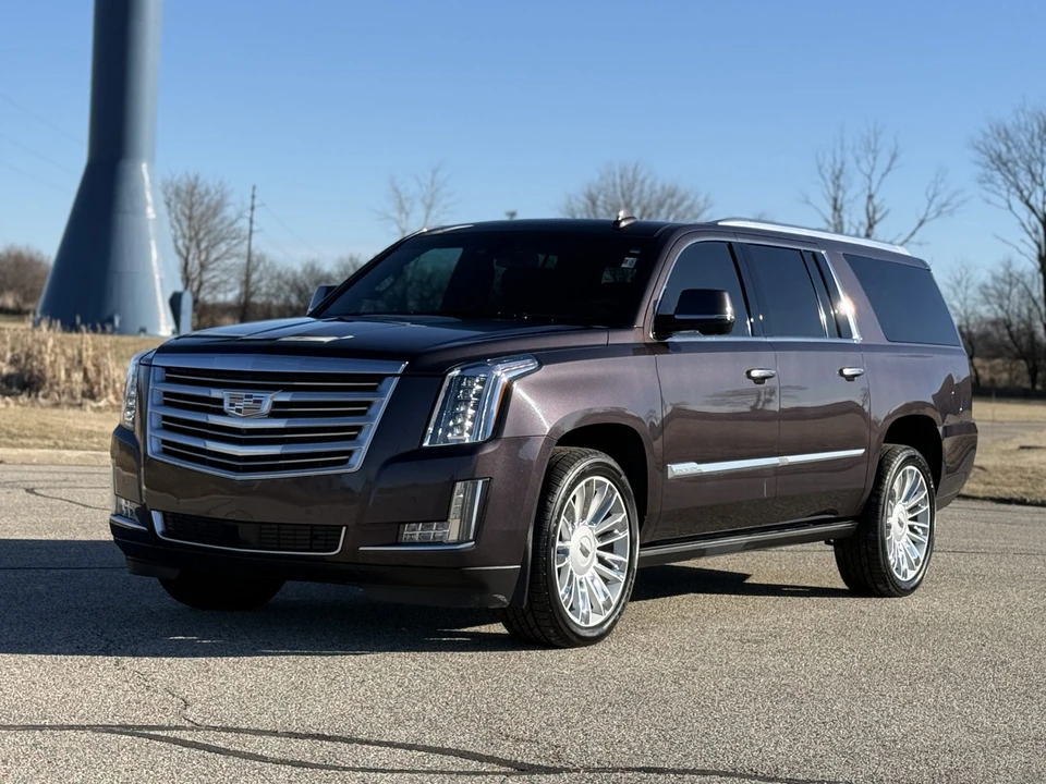 2015 Cadillac Escalade 4th Gen - Image 5 of 31