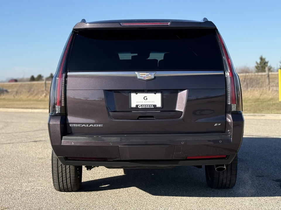 2015 Cadillac Escalade 4th Gen - Image 9 of 31