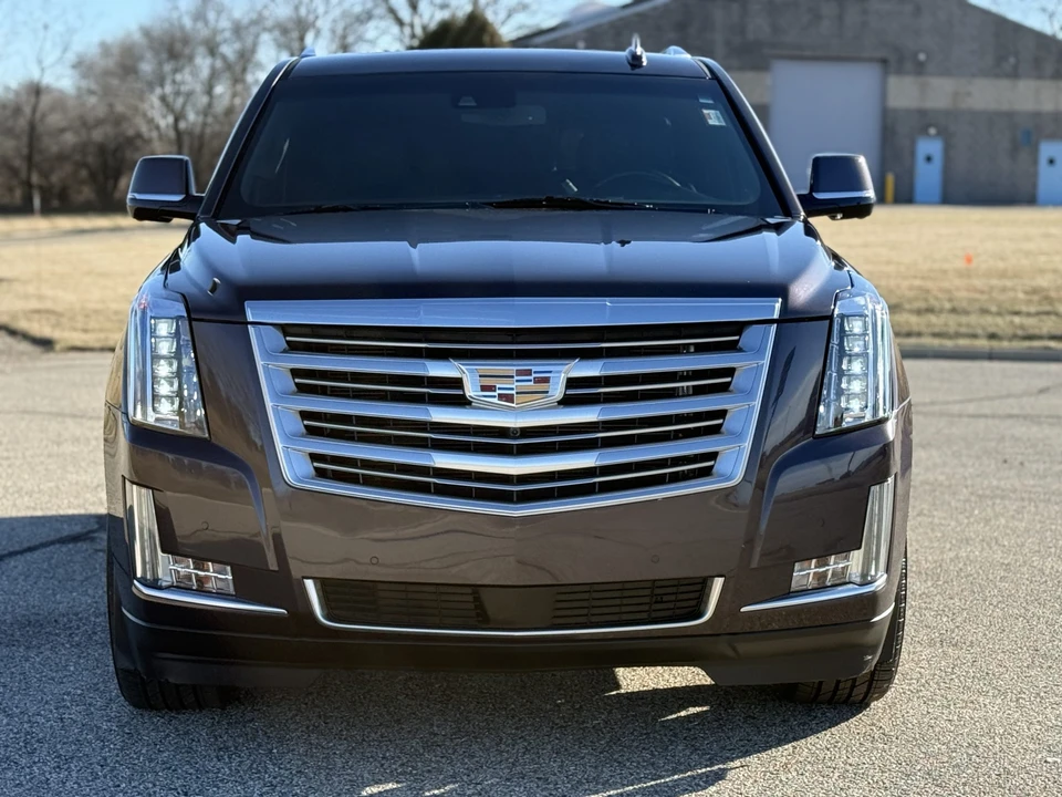 2015 Cadillac Escalade 4th Gen - Image 17 of 31
