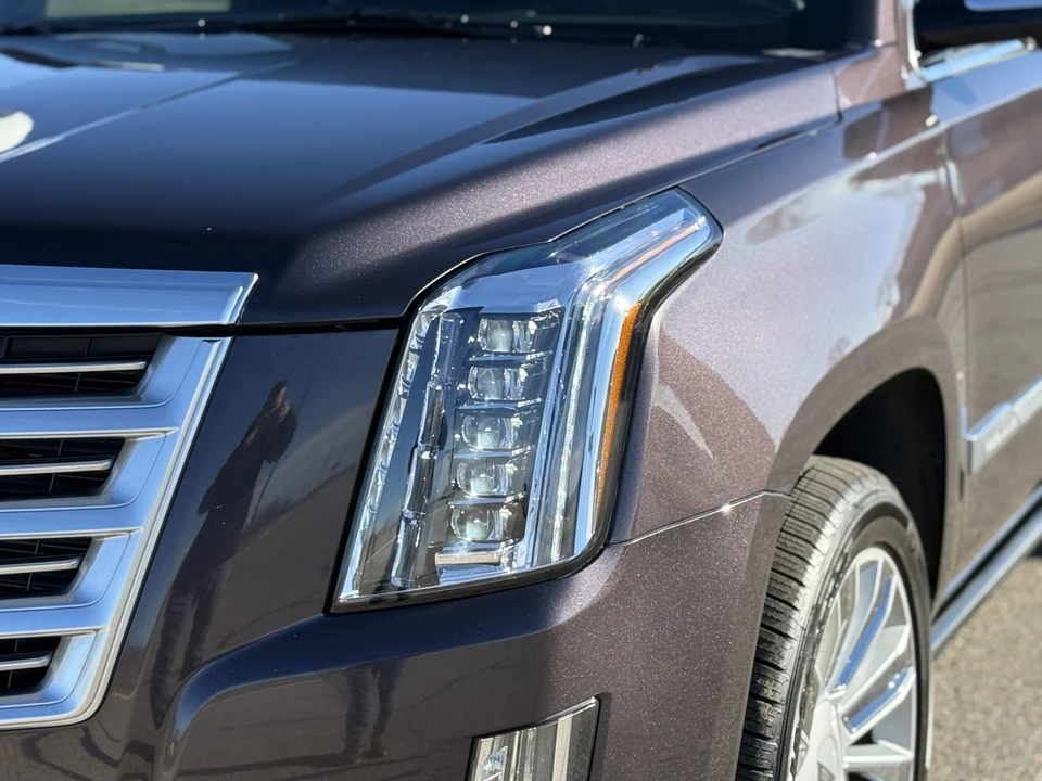 2015 Cadillac Escalade 4th Gen - Image 20 of 31