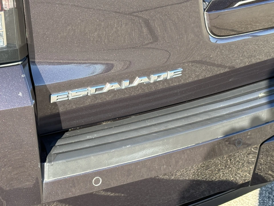 2015 Cadillac Escalade 4th Gen - Image 30 of 31