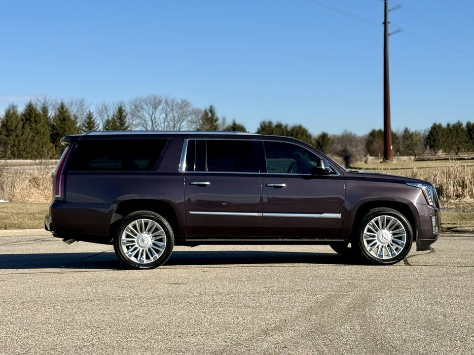 2015 Cadillac Escalade 4th Gen - Image 14 of 31