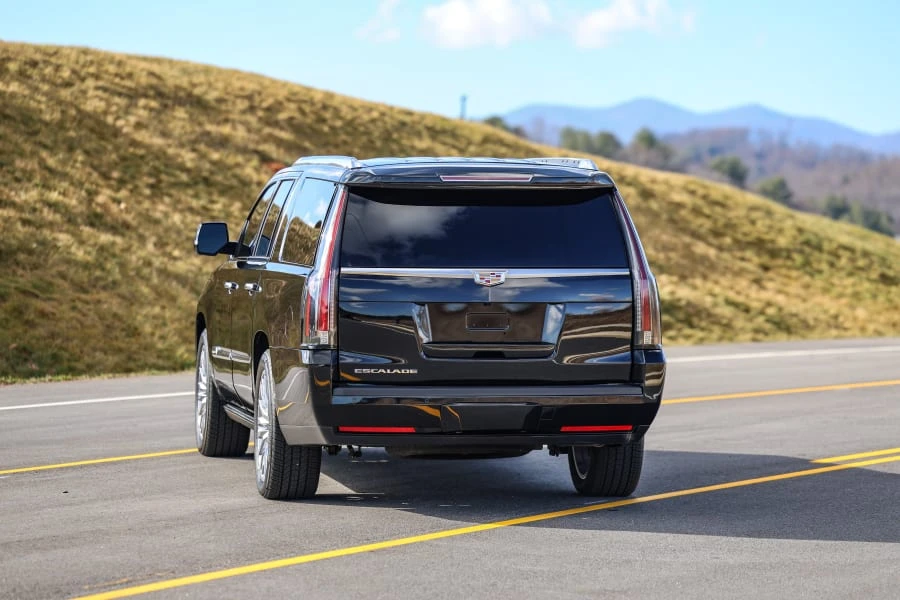 2015 Cadillac Escalade 4th Gen - Image 14 of 31