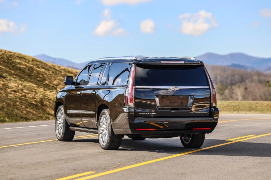 2015 Cadillac Escalade 4th Gen - Image 6 of 31
